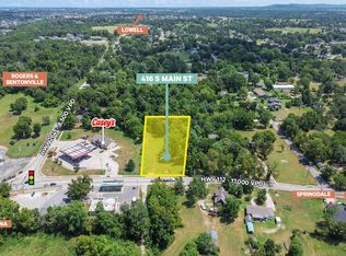 416 S Main St #1, Cave Springs, AR 72718