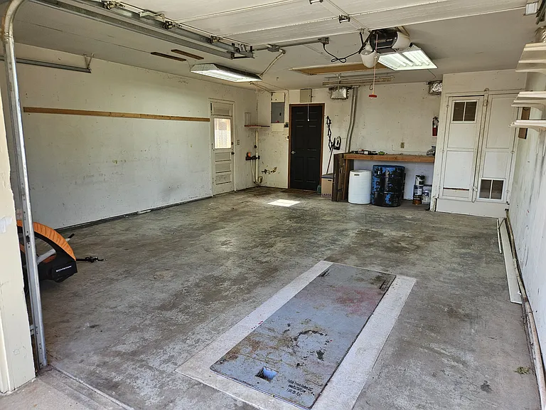 641 W Beam Ave — Photo 19