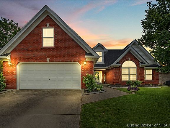 2nd image of 4225 Silver Glade Trail
