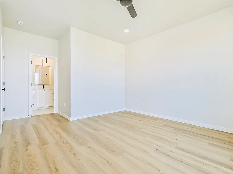 19150 Mid Country Blvd #1-4 — Photo 12