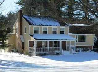 2 Hansom Rd, Andover, MA 01810