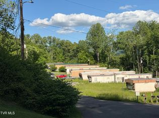 207 Garland Loop, Big Stone Gap, VA 24219