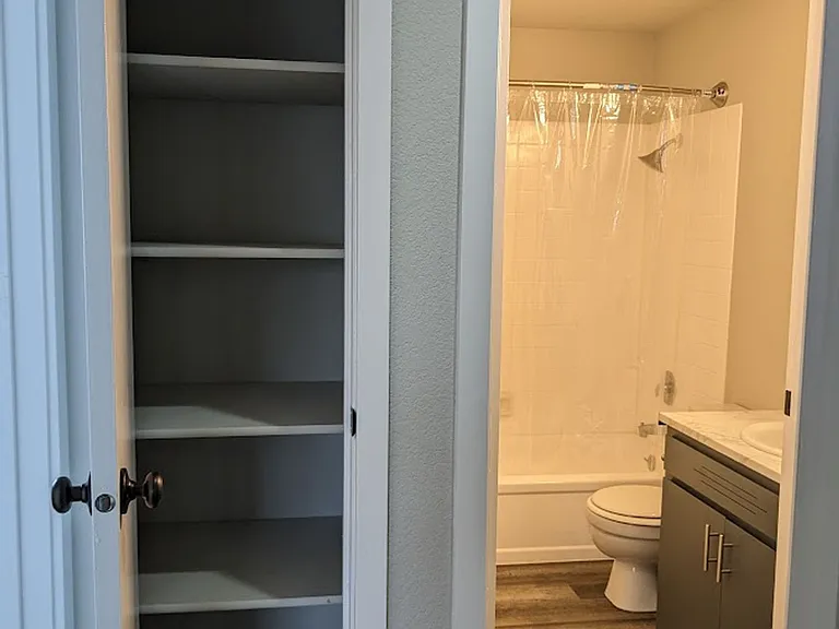 Heritage Manor — Photo 13