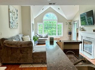 20406 Shore Harbour Dr APT N, Germantown, MD 20874