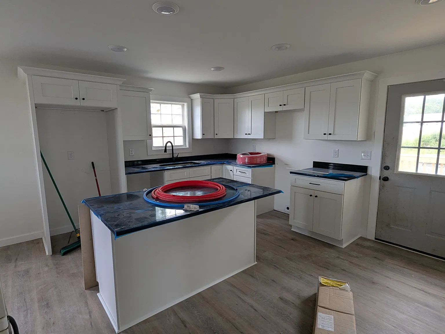 1 bed, 740 sqft, $1,200 — Photo 4
