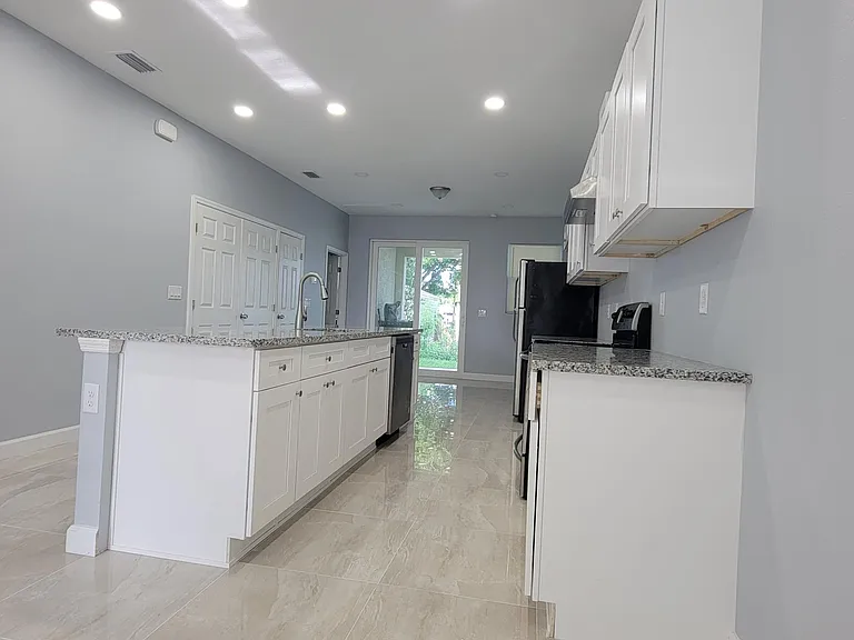 2502 N 56th St — Photo 6