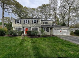 367 New Meadow Rd, Barrington, RI 02806