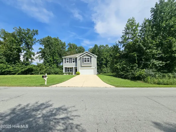 105 River Winding Road, Jacksonville, NC 28540