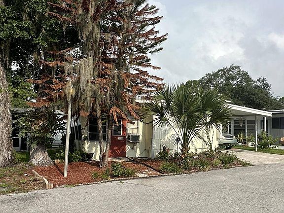 3rd image of 102 Butler Cir