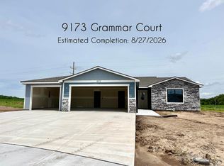9173 Grammar Ct, Manhattan, KS 66502