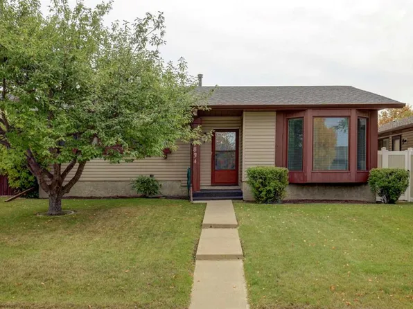 1834 W Summerfield Blvd SE, Airdrie, AB T4B 1V3