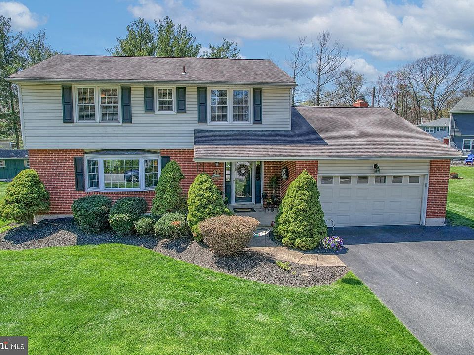 1st image of 2636 Pennington Dr