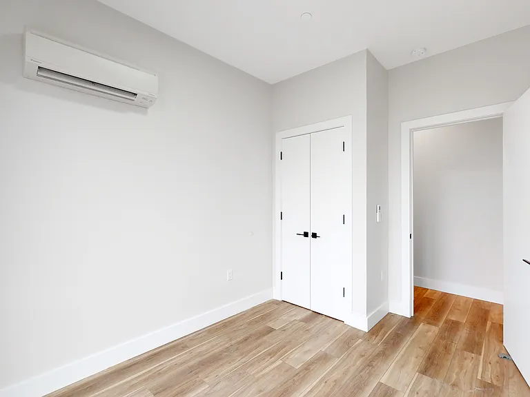 353 Miller Ave #4C — Photo 3