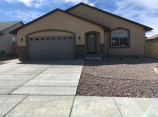 2322 Cliffmoor Ln, Pueblo, CO 81008