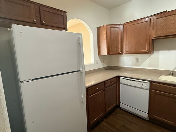 3rd image of 3345 Moon Eclipse St