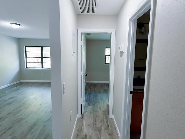 1412 N Tropical Ave — Photo 13