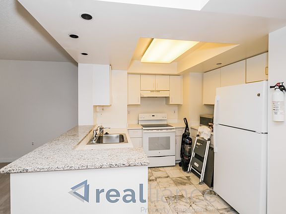 5th image of 1275 25th St NW APT 602
