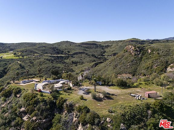 4th image of 3030 Encinal Canyon Rd