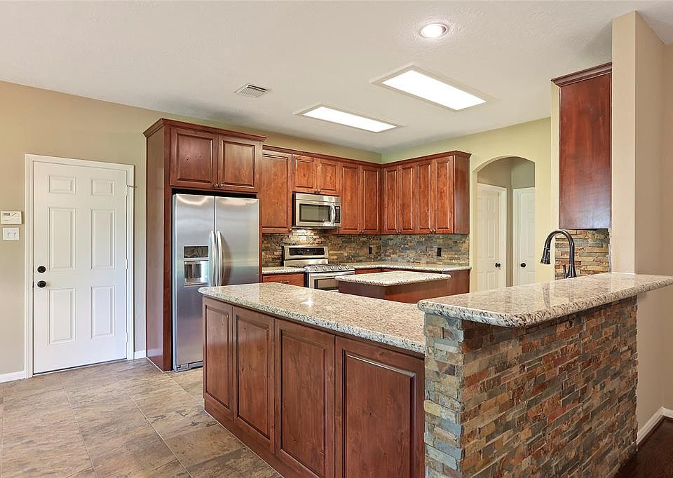 1st image of 24211 Rain Creek Dr