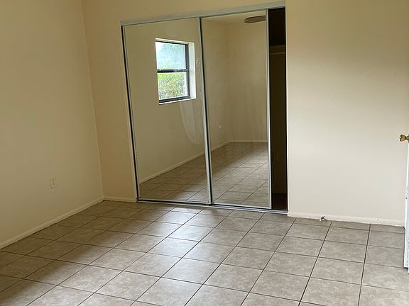 3rd image of 3927 Groveland Ave #1