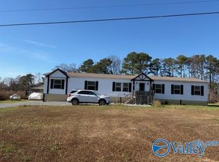 210 County Road 1762, Baileyton, AL 35019