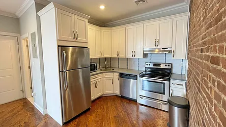 Rented by Strivers Management Group Corp (Brokerage)