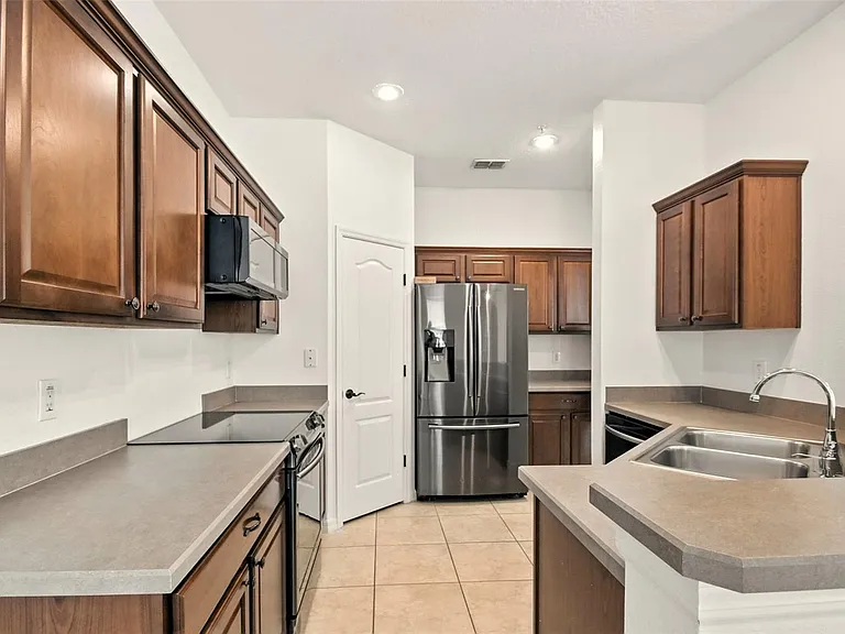 3730 San Jacinto Cir — Photo 9