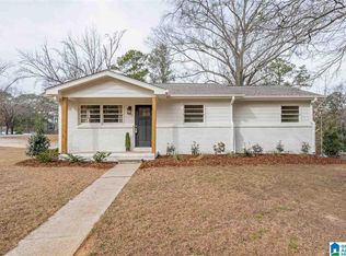 956 Oak Grove Rd, Birmingham, AL 35209