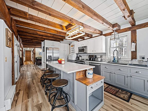 5th image of 12 Loring Drive