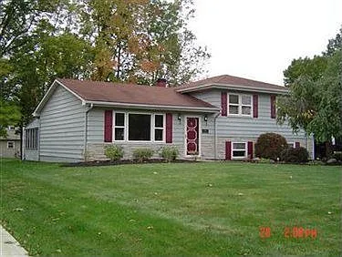 3938 Jeanette Dr SE photo 1