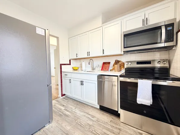 7219 Hampton Ave APT 1S, Saint Louis, MO 63109