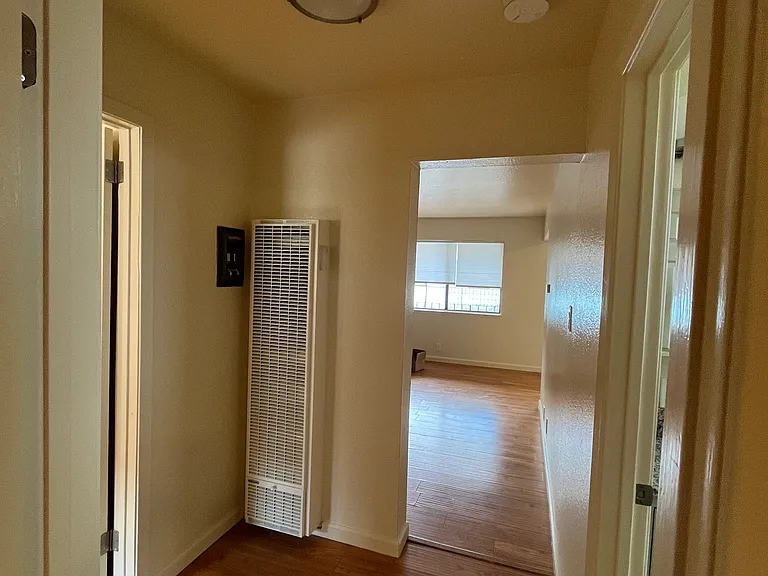 5666 Hoffman Ct #3 — Photo 8