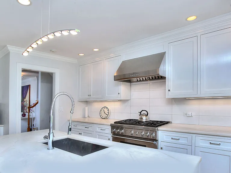 20 Joann Cir — Photo 9