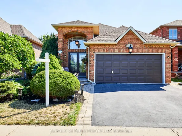 483 Ormond Dr, Oshawa, ON L1K 2L8