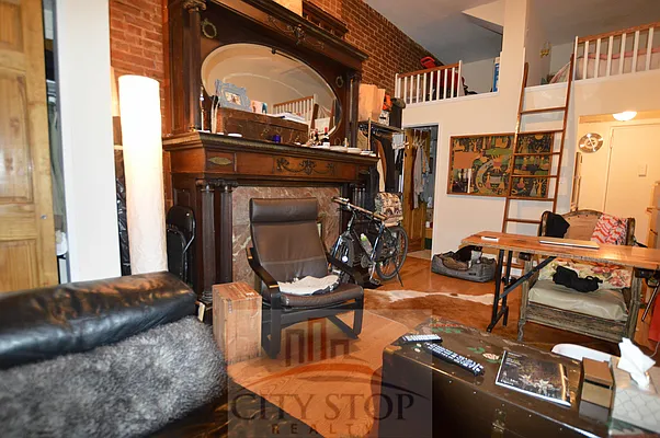 Rented by City Stop Realty | media 6