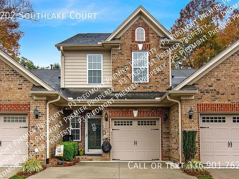 1202 Southlake Ct — Photo 1
