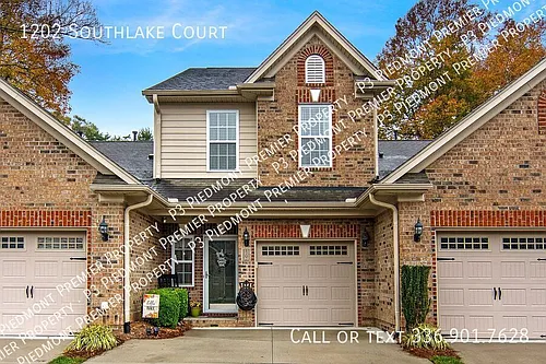 1202 Southlake Ct Photo 1