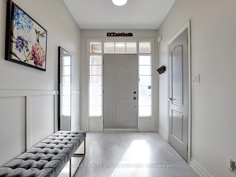 85 Church St #8 — Photo 4