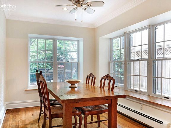 3rd image of 318 W 90th St