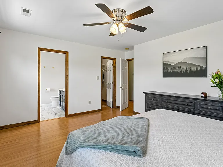 7976 Laura Ann Ln — Photo 23