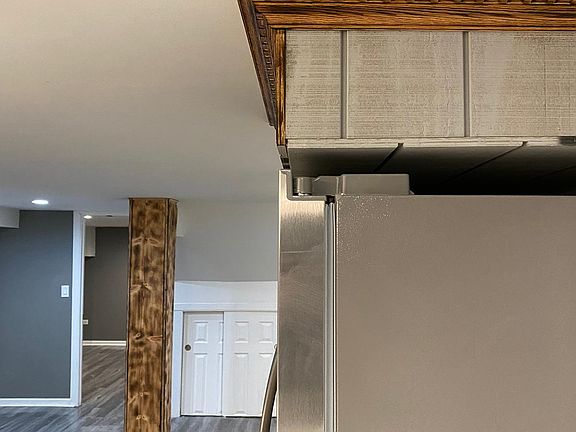 3rd image of 8217 Knox Ave #0