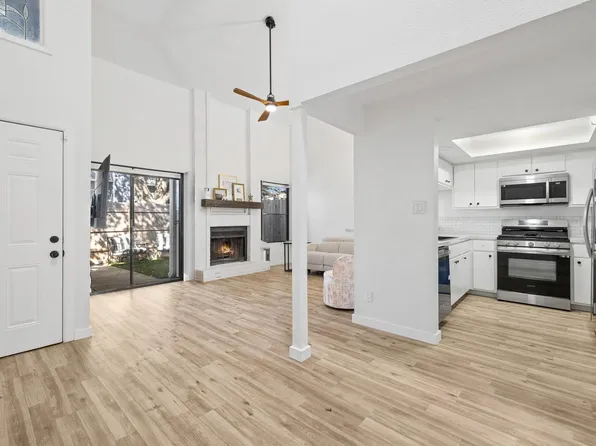 1010 W Rundberg Ln APT 30, Austin, TX 78758