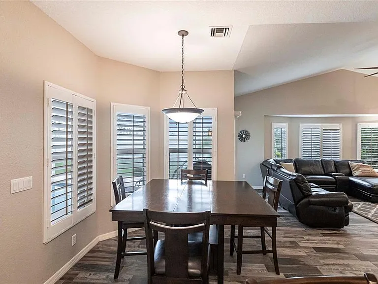 1503 Suzi St — Photo 18