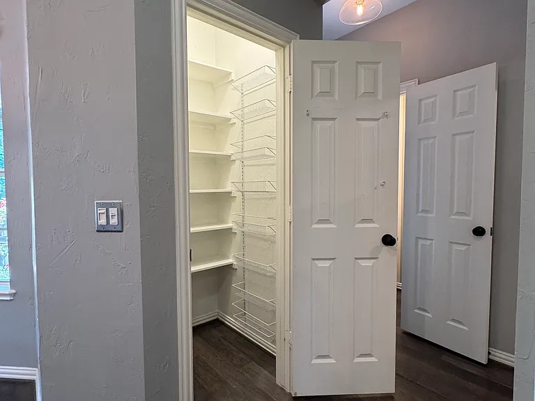 2920 Cromwell Way — Photo 13