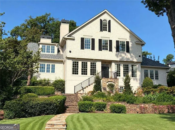 219 Little John Trl NE, Atlanta, GA 30309