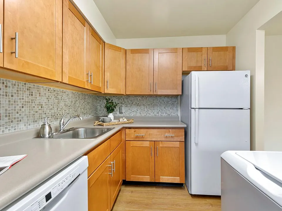Contemporary Kitchen Style (shown here in the 2-bedroom floor plan)