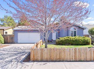 3160 NE Weeping Willow Dr, Bend, OR 97701