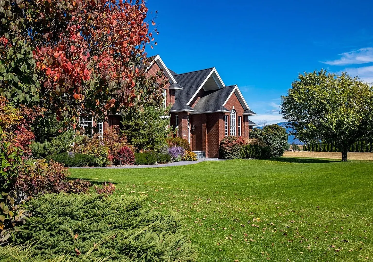 Room to Gather, Space to Grow - Spacious 5-Bedroom Kalispell — Photo 4