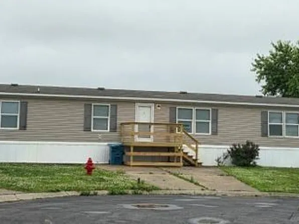 6230 Tee Pee Ct, Evansville, IN 47715