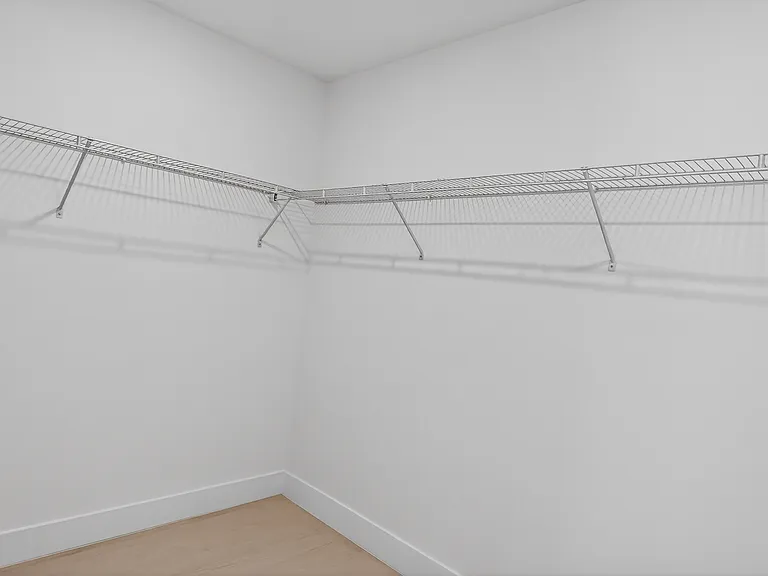4420 SW 32nd Ave — Photo 13
